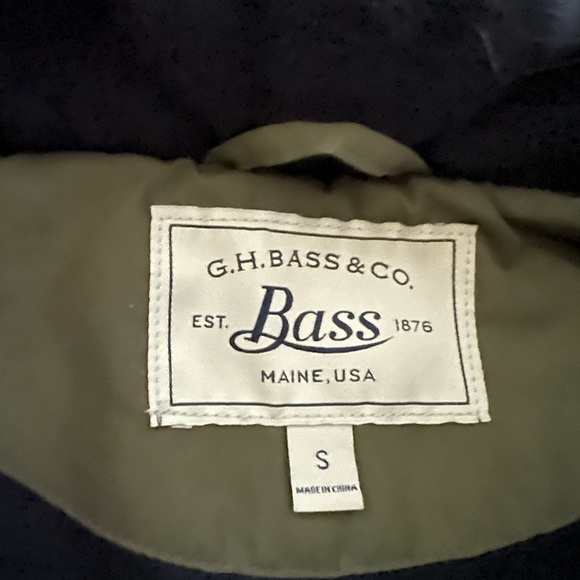 COPY - G.H. Bass & Co. Jacket - Picture 2 of 6